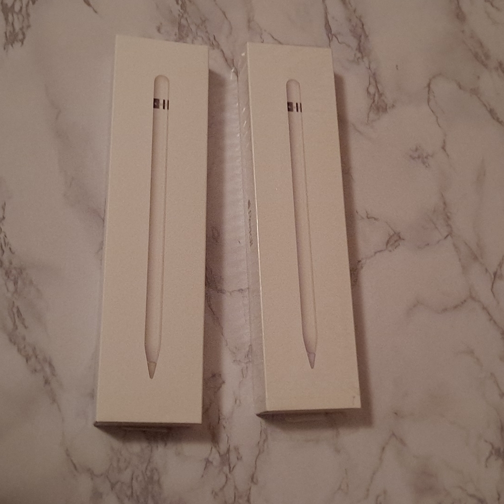 Apple pencils